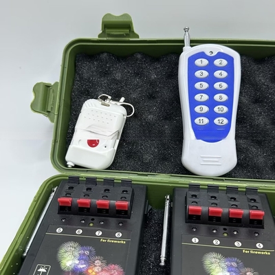 10 canaux séquentiels Pyrotechnique Système de tir de feux d'artifice à distance programmable Pour la célébration des fêtes de l'année