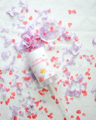Le sexe sûr révèle l'effet de la fumée de couleur du canon de confetti