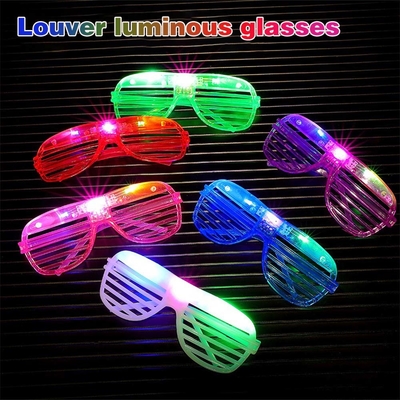 Couleur de jouet à LED Fermeture Gloire lunettes Fête lunettes LED lunettes d'anniversaire fournitures de fête Flash Changement de lunettes lumineuses 3D