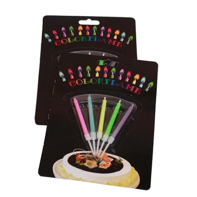 Bougie arc-en-ciel créative pour la décoration de fête et la célébration d'anniversaire